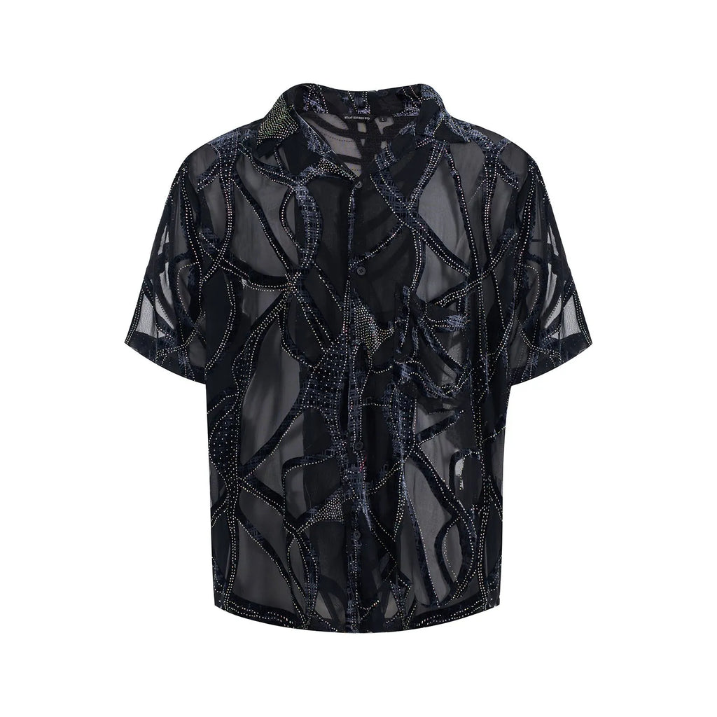Man's loose fit short-sleeved shirt with translucent snake pattern in black or grey.