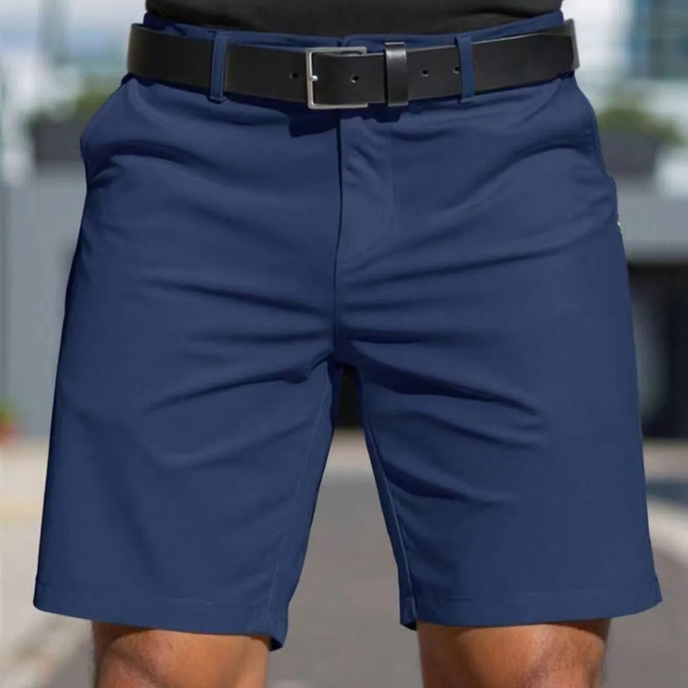 Men's straight-fit fifth pants in apricot colour, made from micro-elastic polyester fabric.