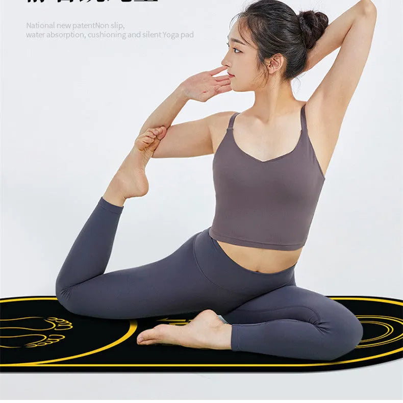A black or pink faux leather yoga mat measuring 1400mm by 600mm with a 6mm thickness.