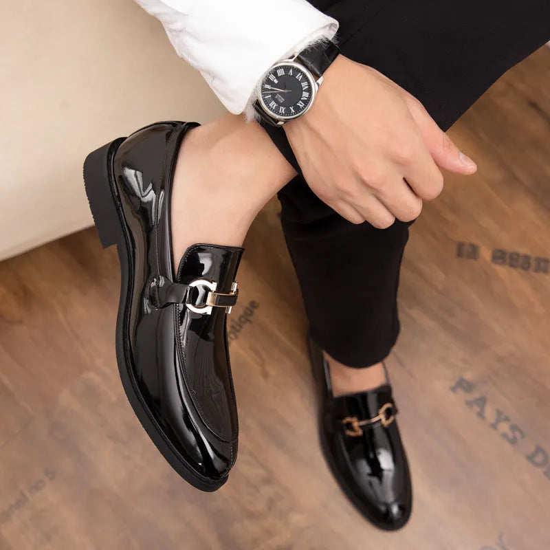 Men's casual elevated leather shoes in microfiber, shallow mouth design, black colour, side view