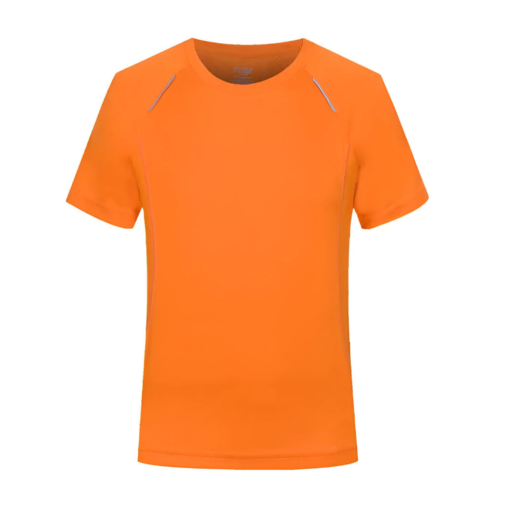 Men's slim fit quick-dry round neck t-shirt in solid colour on a white background.