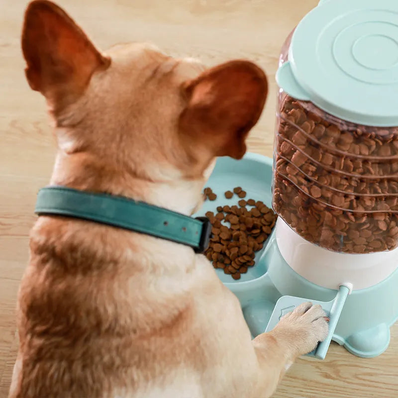 Automatic dog food machine 1.8L puzzle slow feeder in apricot colour with PP and PET materials
