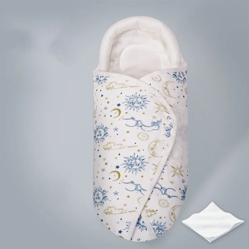 Cotton baby anti-startle swaddle blanket measuring 30x60cm with printed animal design