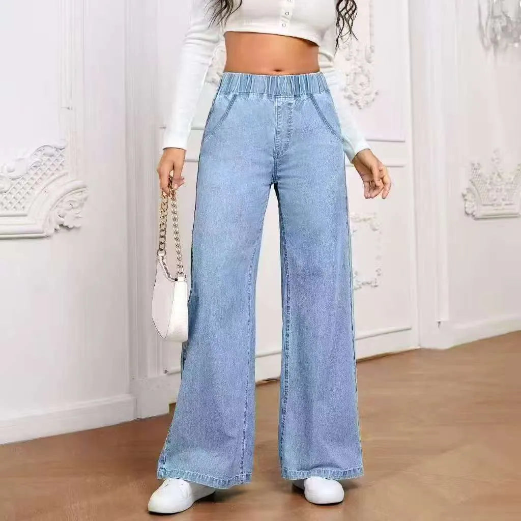 Light blue washed denim wide-leg plus size jeans with straight cut and mid waist
