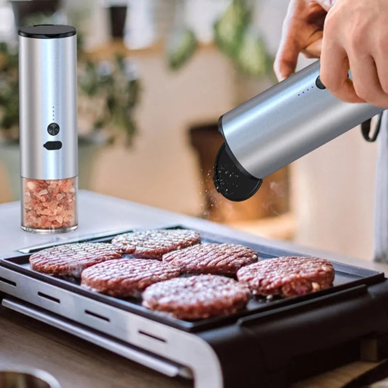 USB rechargeable electric salt and pepper grinder set with clear glass jar and stainless steel top