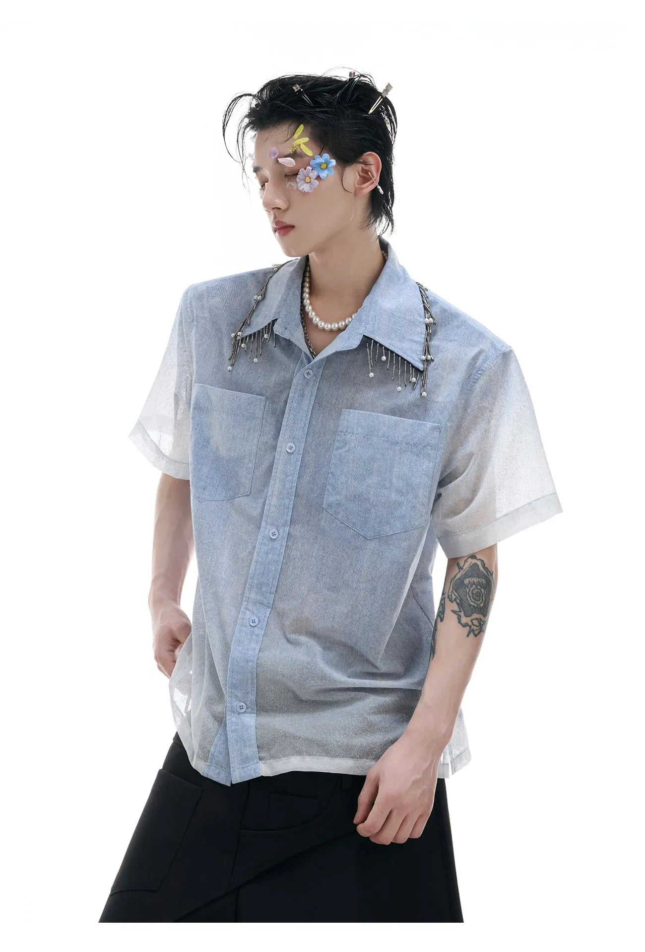 Men's blue and white gradient loose shirt with quilted texture details