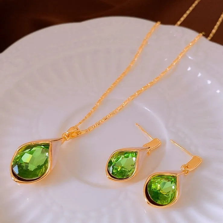 Real gold electroplated zircon water drop-shaped earrings with artificial crystal pendant, light luxury clavicle chain for women