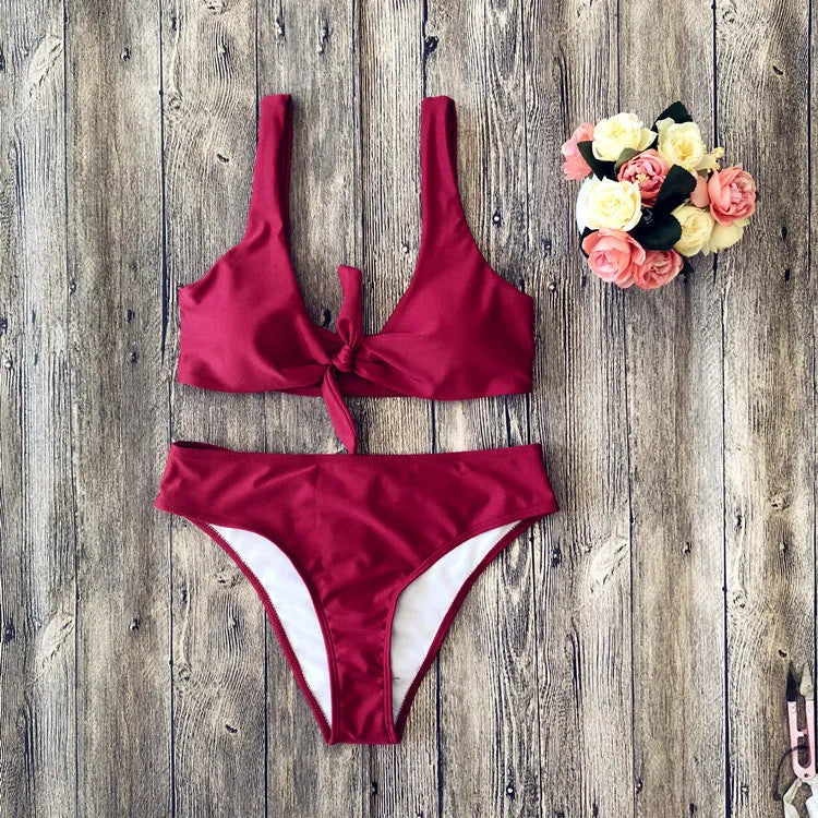 Women's two-piece bikini set in solid colour with bra top and matching panties