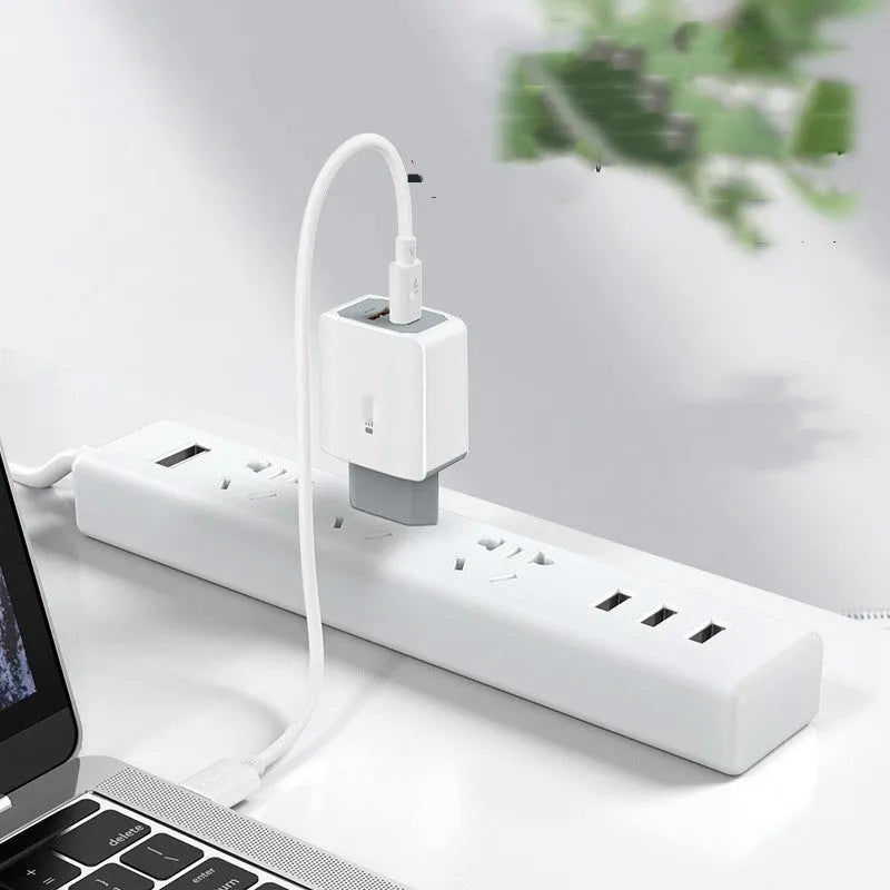 White European standard fast charge phone charger set with USB cable