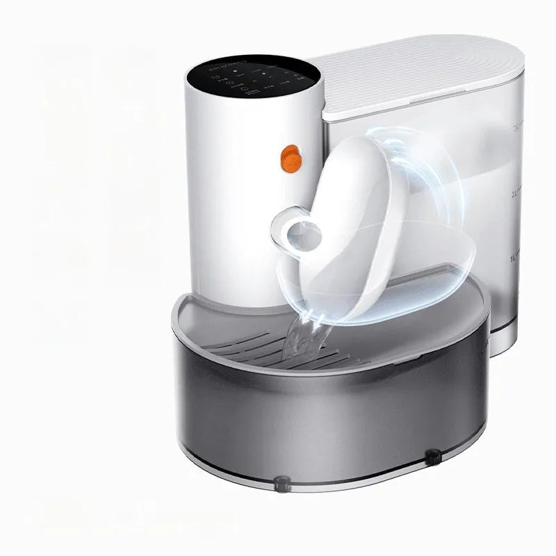 White rechargeable cat water fountain with 3-litre tank and stainless steel drinking bowl