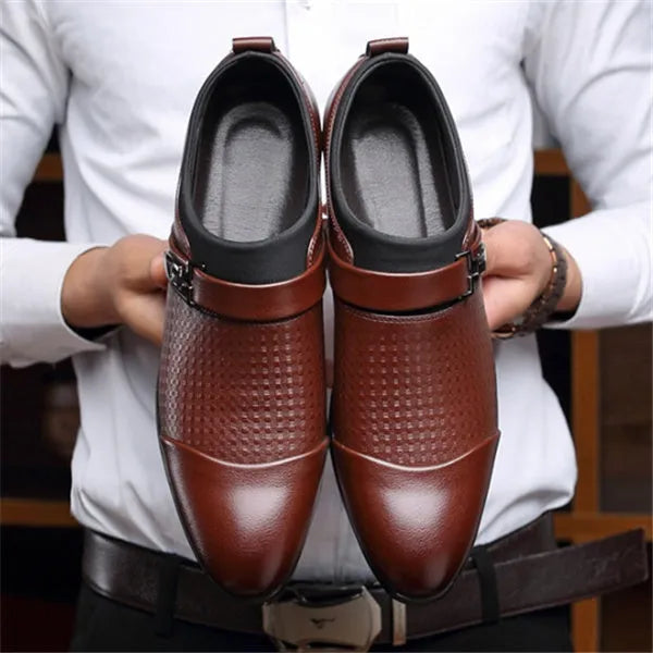 Formal men's leather shoes with artificial PU upper and rubber sole in black, size 38 to 48
