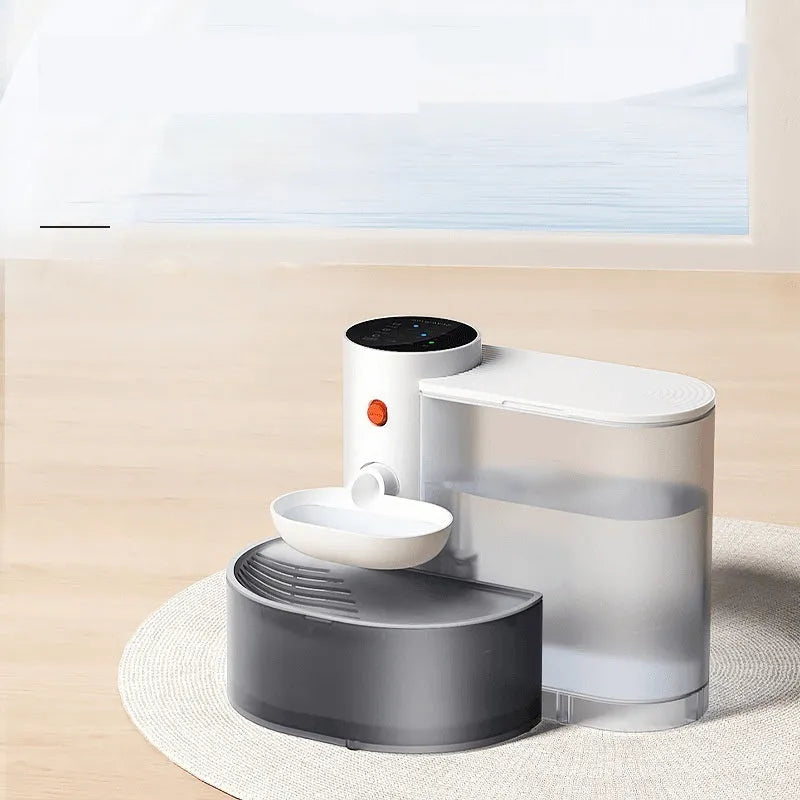 White rechargeable cat water fountain with 3-litre tank and stainless steel drinking bowl
