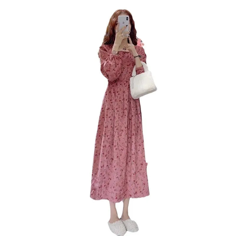 Red cotton floral pattern dress with princess sleeves and elastic high waist
