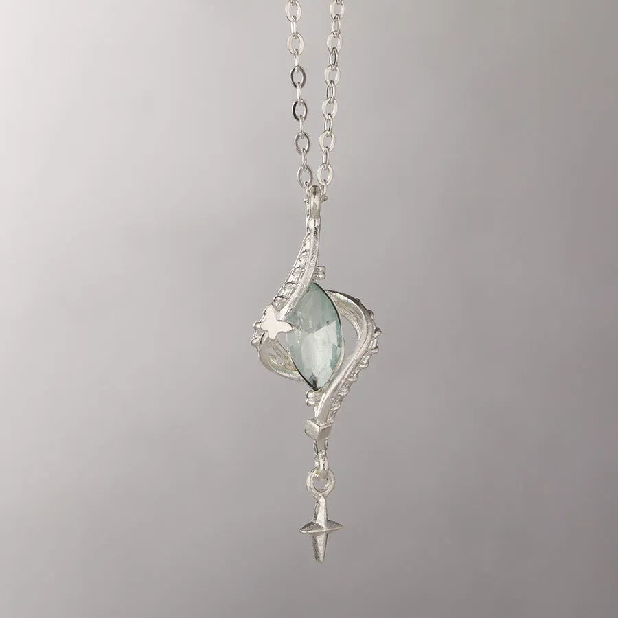 Creative hollow out pendant necklace with mori style winding chain and heart of thorns design