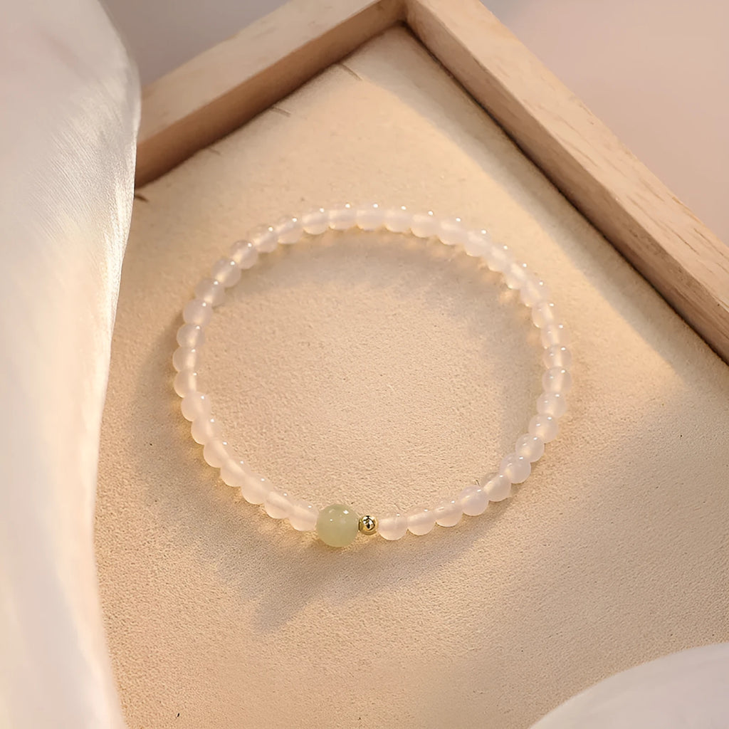 Natural Hetian jade and white agate women's bracelet with 15cm length in New Chinese style.