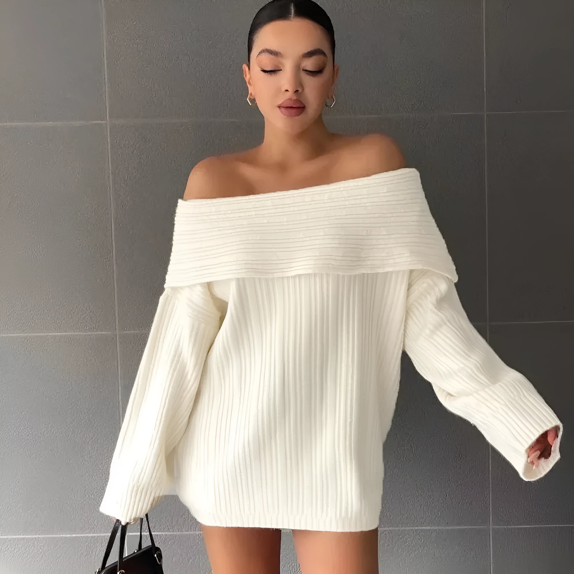 Women's loose-fitting acrylic pullover sweater in off-neck design with long sleeves
