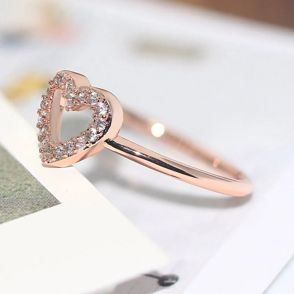 Fashion Fresh Heart ring in gold tone with white stone on copper base, women's size No 7