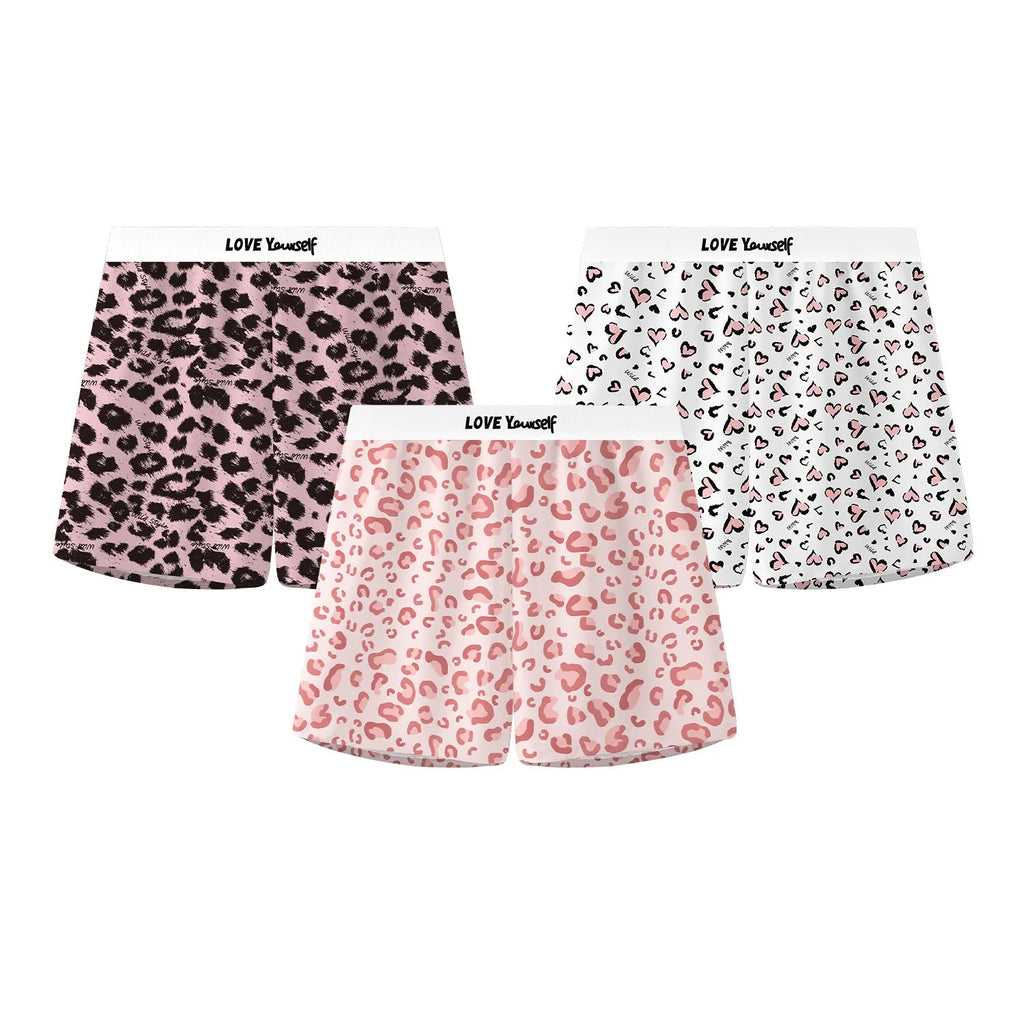 Men's leopard print loose woven boxer briefs in Ice Silk fabric showing quick-drying feature