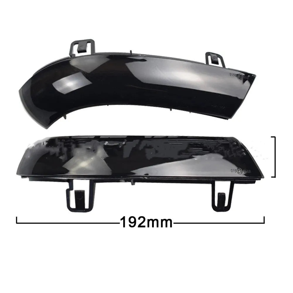 Volkswagen dynamic running water turn signal light unit for Golf MK5 and compatible models.