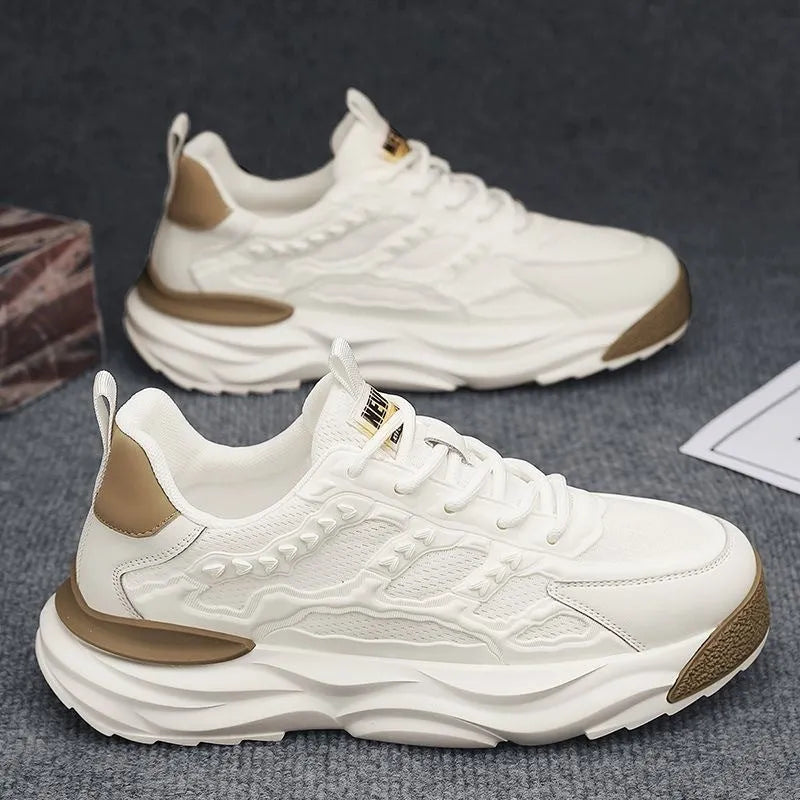 Men's solid colour breathable mesh sports shoes with round toe in white and black options