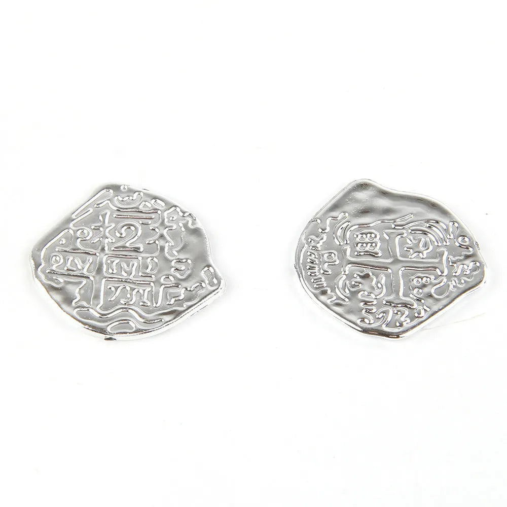 Set of 100 electroplated plastic Roman pirate coins in choice of bronze, gold, or silver finish.