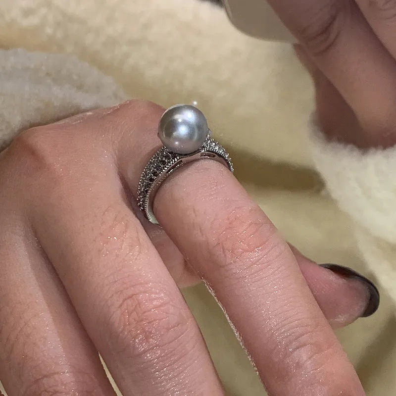 Adjustable geometric copper finger ring with black pearl finish for women