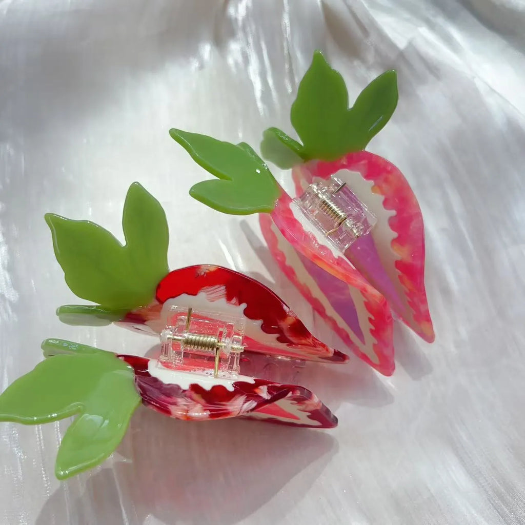 Strawberry hairpin hair clip in pastoral style with manual craftsmanship, available in red and pink colours