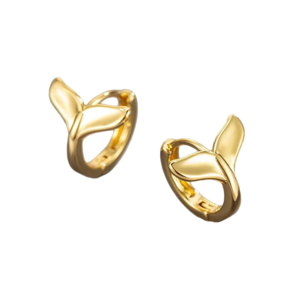 Women's fashion earrings with fishtail design in electroplated white gold or yellow gold finish