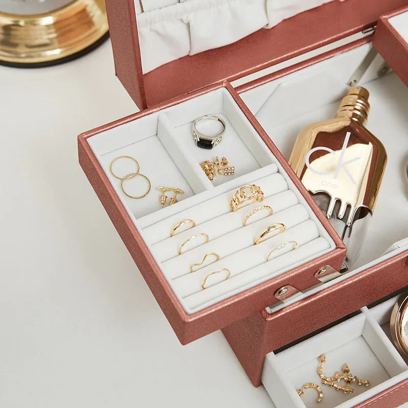 PU leather jewellery storage box in solid colour with 22.5cm dimensions