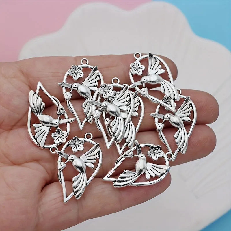 Alloy Magpie bird charm pendant with electroplated P234 colour finish for DIY jewellery.