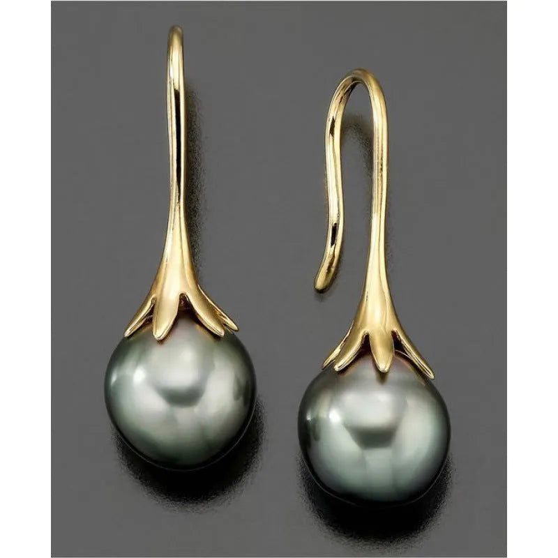 Gold colour retro fashion earrings for women with electroplated alloy construction