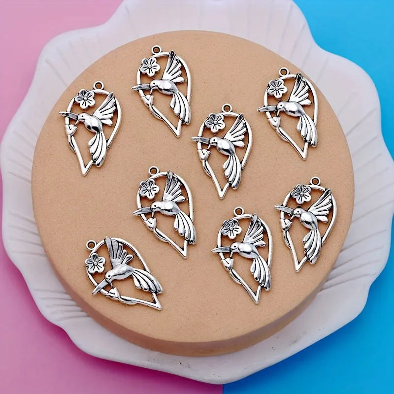 Alloy Magpie bird charm pendant with electroplated P234 colour finish for DIY jewellery.