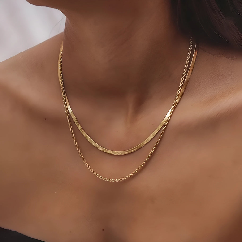 Women's retro double-layer twist necklace with geometric pendant on a snake bone chain