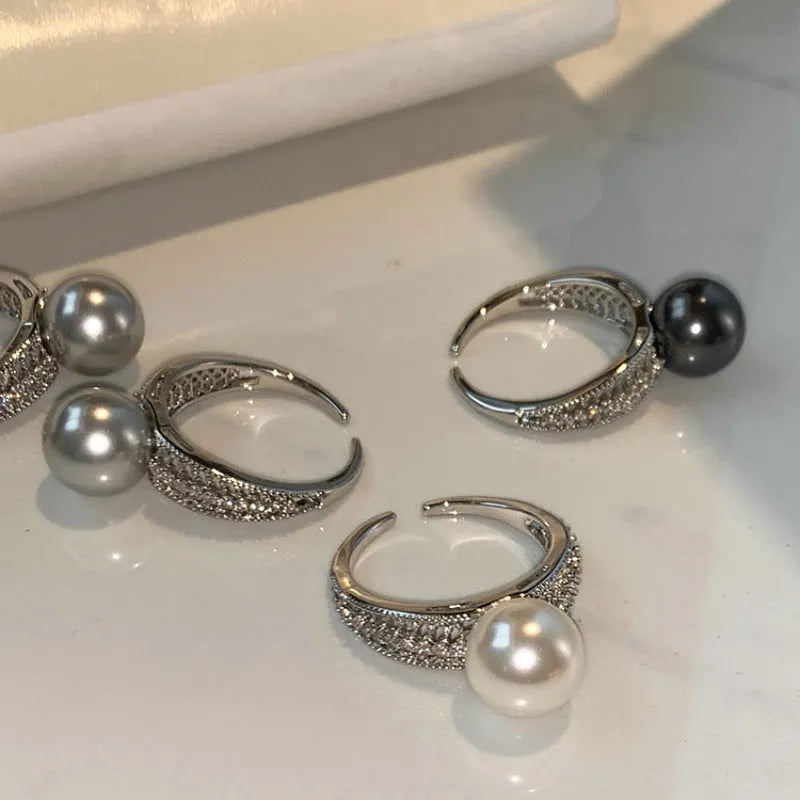 Adjustable geometric copper finger ring with black pearl finish for women