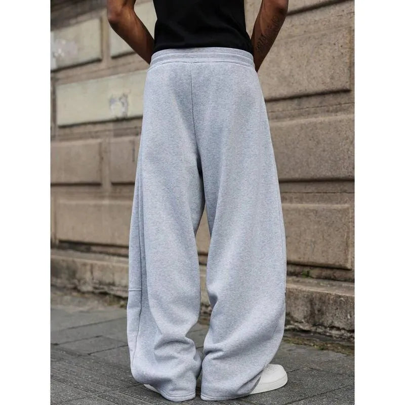 Men's straight-leg high waist casual trousers in lightweight fabric, shown in khaki colour.