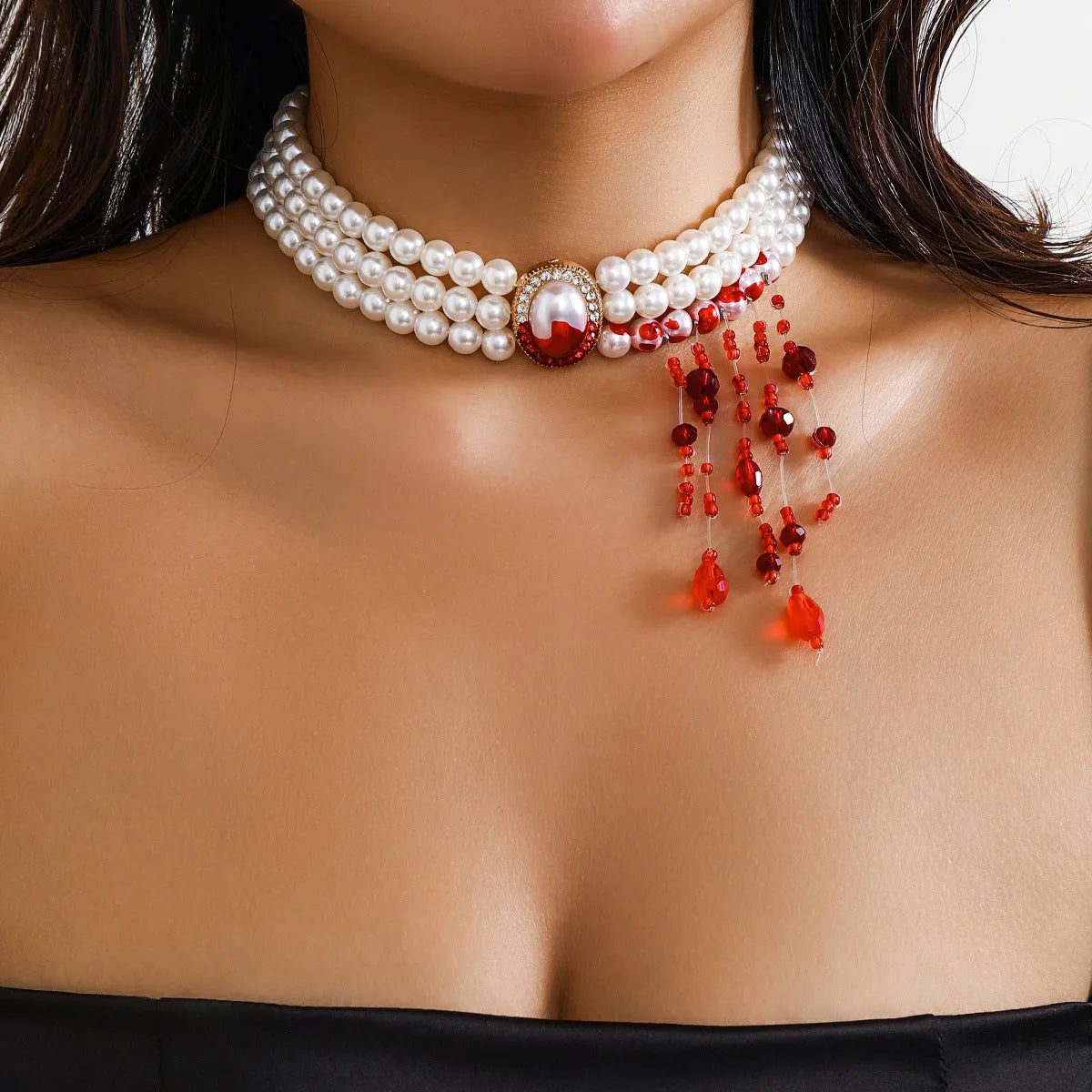 Halloween jewellery set with pearl collar necklace, bracelet and stud earrings in electroplated gold gothic style