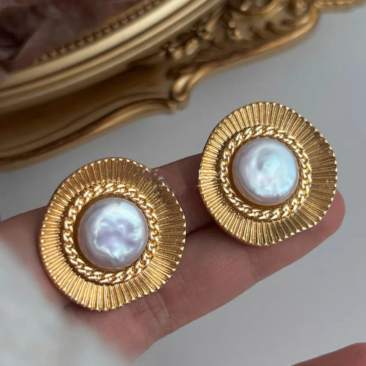 Gold electroplated round earrings with French retro styling for women