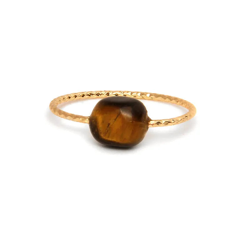 Geometric women's ring with a coloured agate stone in a modern setting.