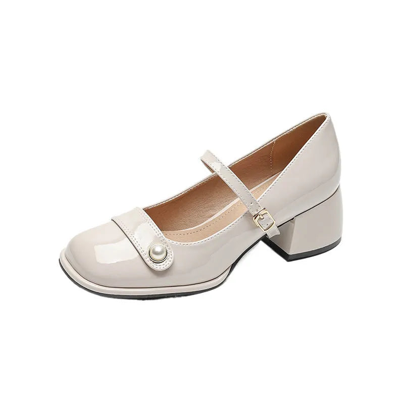 French style chunky heel pump shoes with square toe and patent leather upper in apricot colour