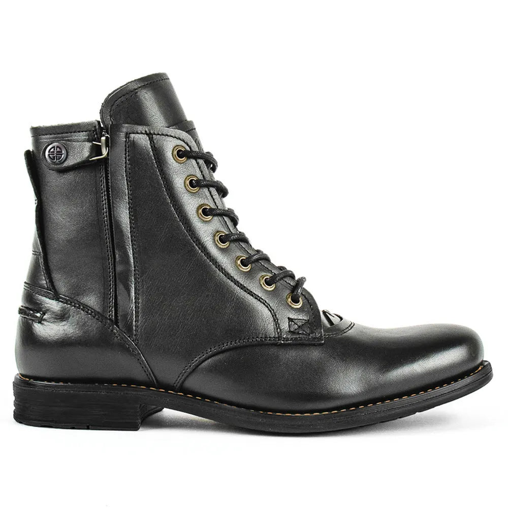 Knight Series two-tone leather boots with side zipper in black and brown colour options
