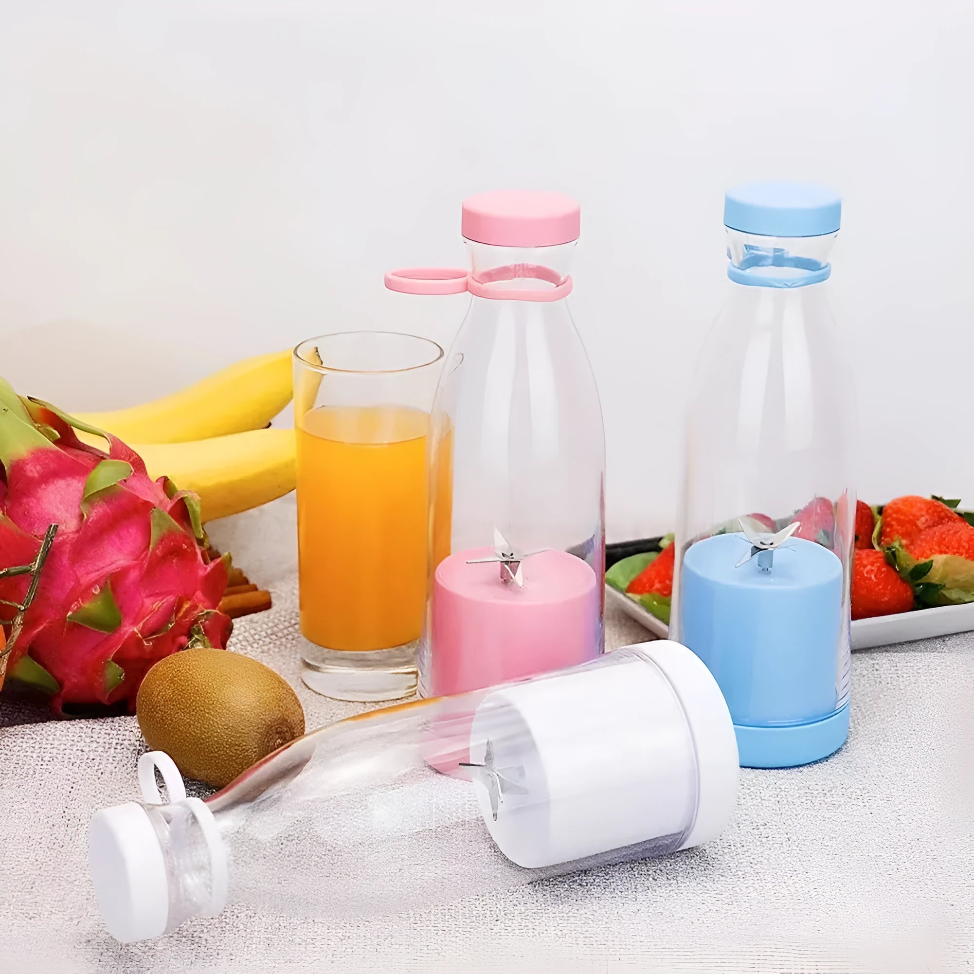 Electric USB wine bottle juicer cup with 6-leaf cutter head, 400ml capacity, white plastic body