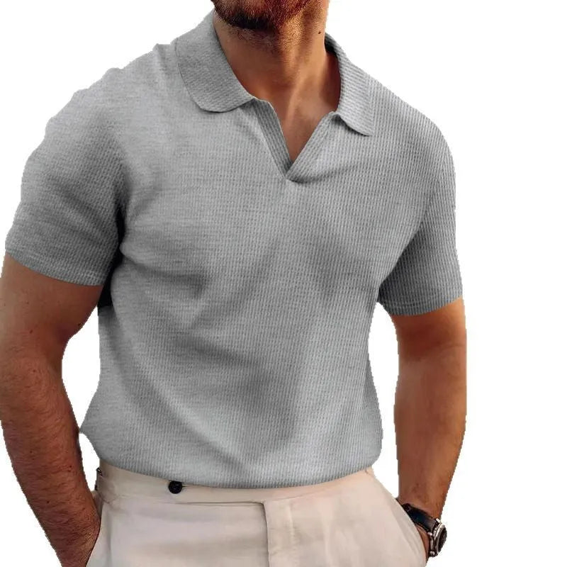 Men's slim-fit lapels T-shirt with heavy waffle knit texture in solid colour.