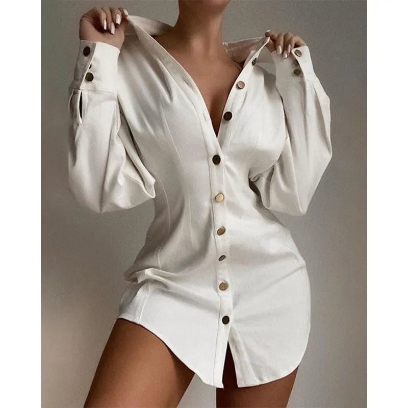 Art retro women's shirt with waist-controlled fastener in matel silk cashmere, available in four colours.