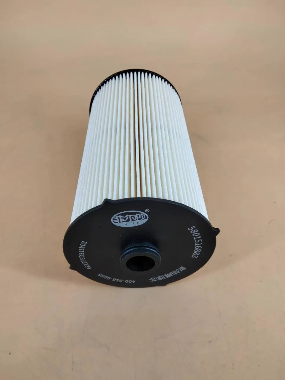 Iveco 5801516883 fuel filter with folding element construction for automotive applications