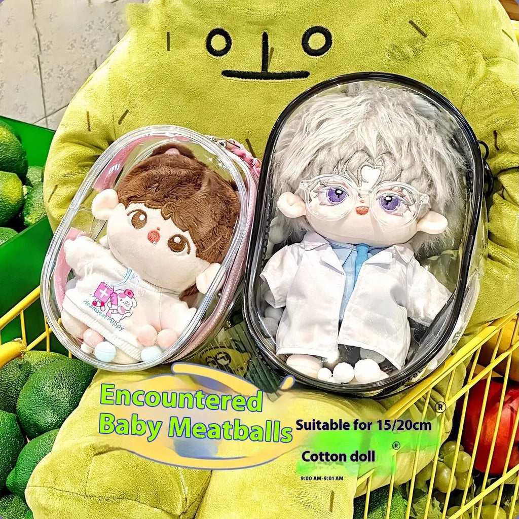 A 17cm avocado green PVC cube storage bag with a keychain for dolls and postcards.