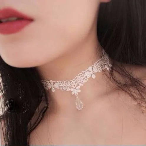 Multi-layer crystal lace necklace with alloy geometric pendant on snake bones chain in black colour