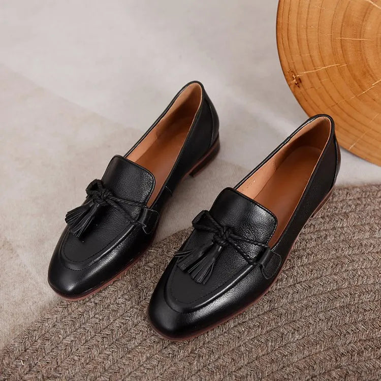 Women's vintage round head tassel low-cut shoes with low square heel in brown and black
