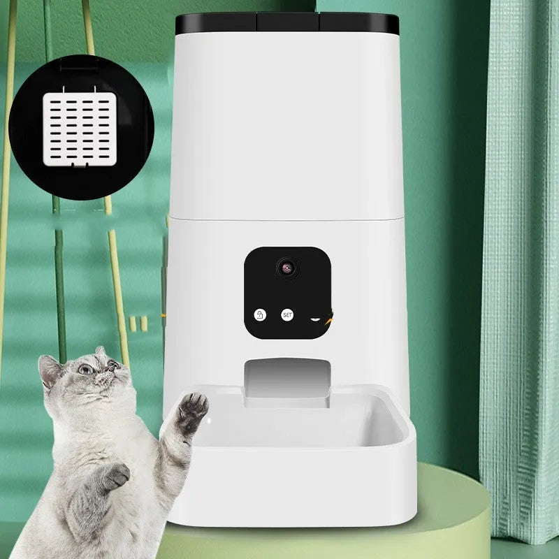 White automatic pet feeder with 5L feed bucket, app-controlled timed feeding, detachable design for dogs and cats