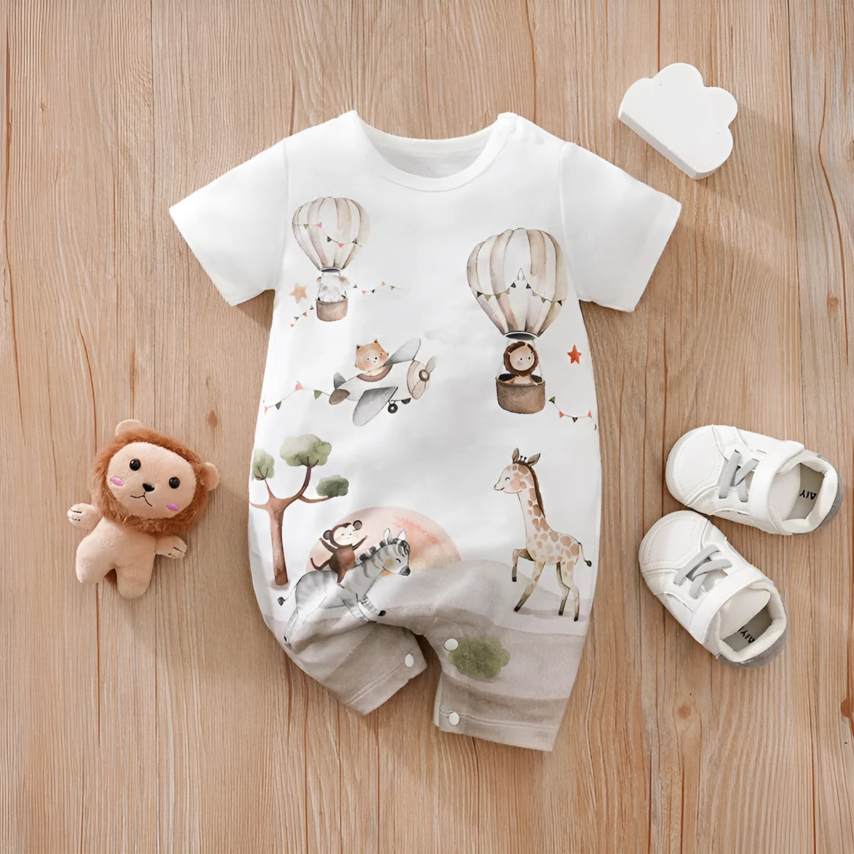 Summer baby romper short sleeve thin polyester jumpsuit with printed design for unisex newborn 52-90cm