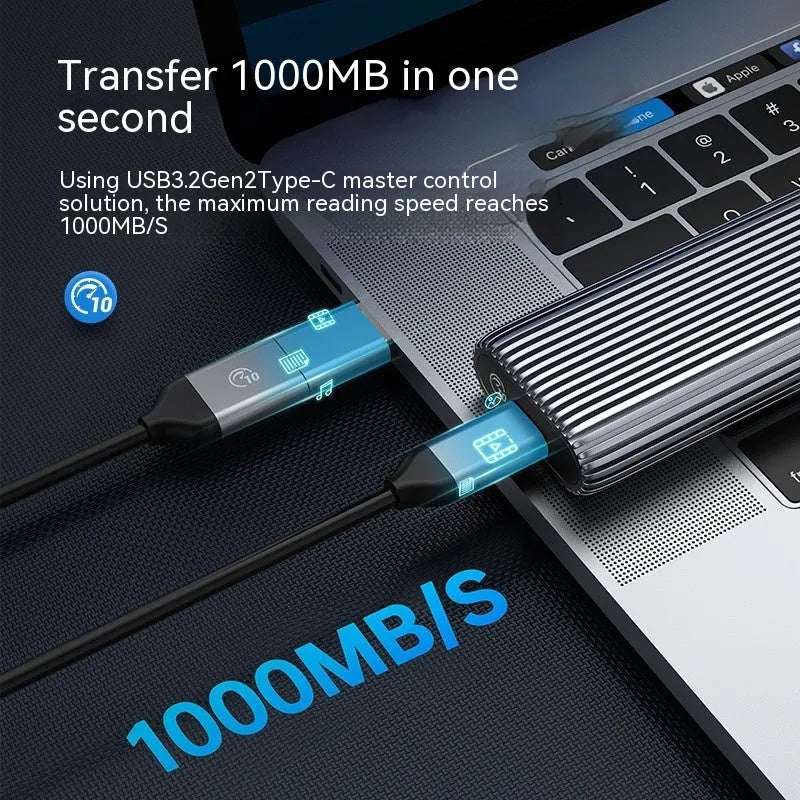 Aluminium external SSD enclosure for M.2 SATA or NVMe drives with USB cable and thermal materials.